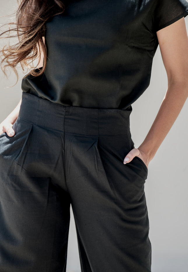 Ecru Black Linen Set