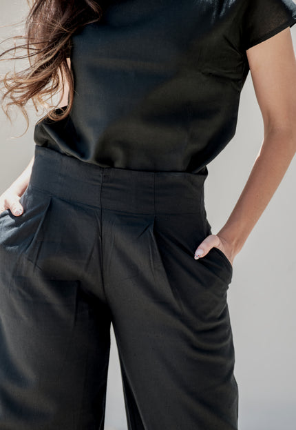 Ecru Black Linen Set
