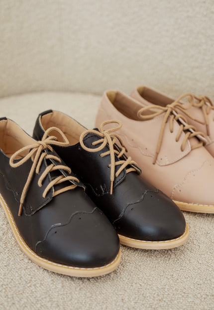 Classic Brogue Shoes: Nude Pink